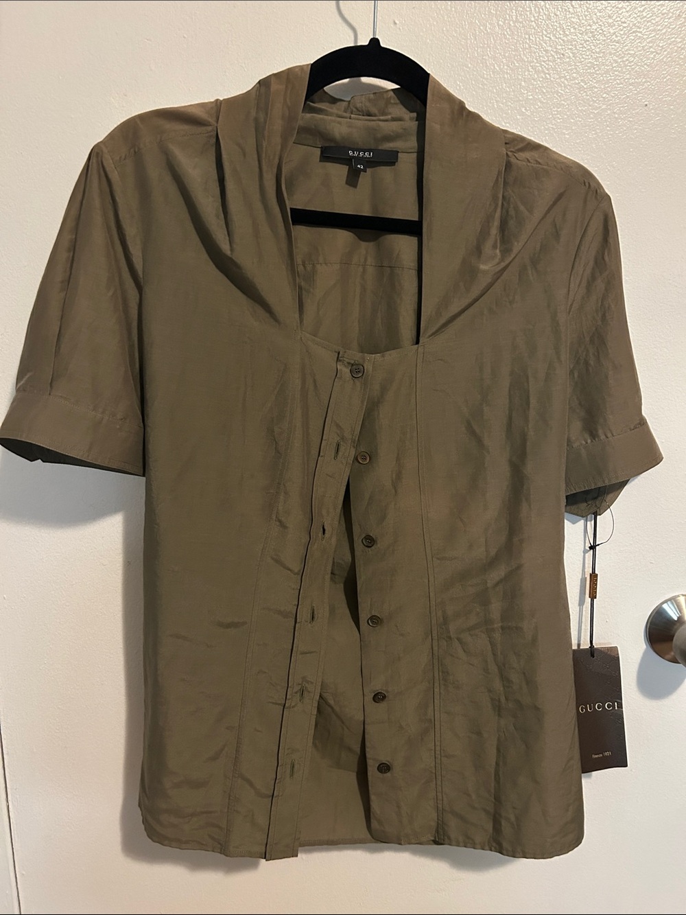 Gucci Olive Short-Sleeve Button Front Shirt Jacket